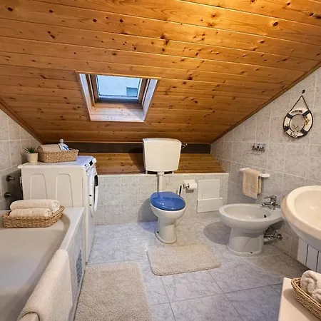 L&r - La Piccola Mansarda Del Marinaio - A * Σαν Ρέμο