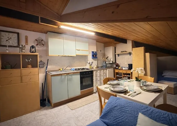 Διαμέρισμα L&r - La Piccola Mansarda Del Marinaio - A