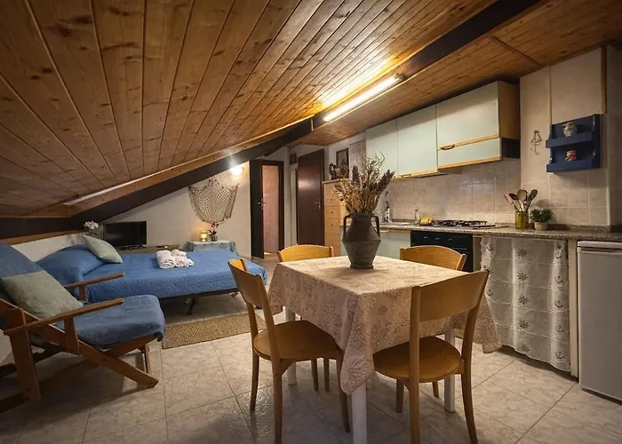 L&r - La Piccola Mansarda Del Marinaio - A Lägenhet